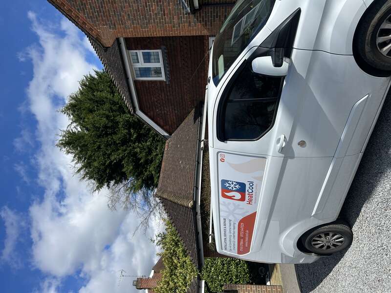 Gledhill StainlessLite unvented cylinder installation